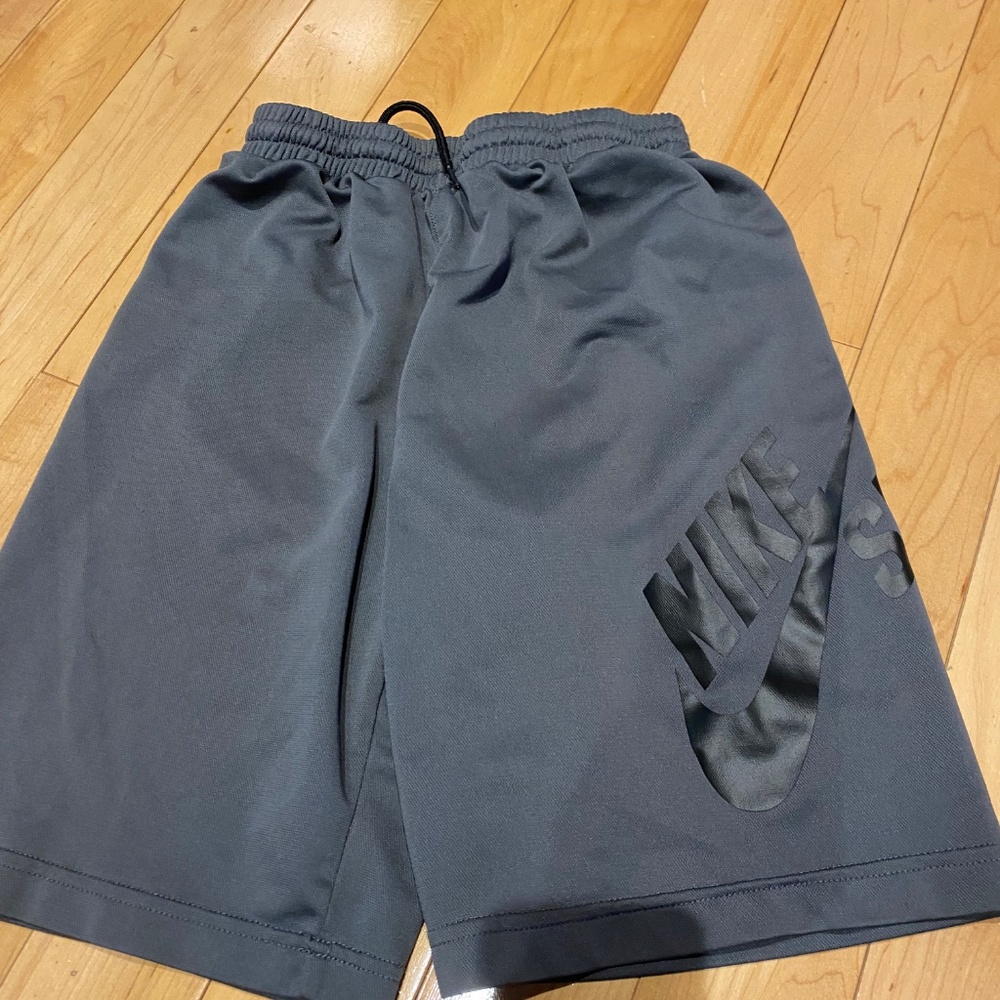 Men's Nike shorts - Medium